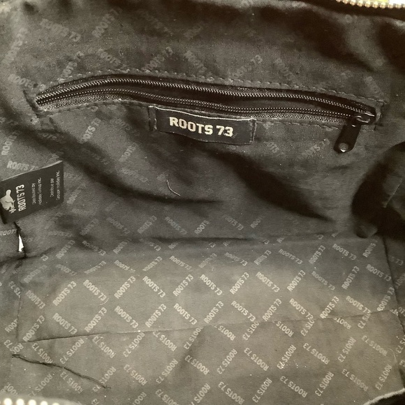 ROOTS 73 Black & Tan Round Bag - Picture 7 of 14